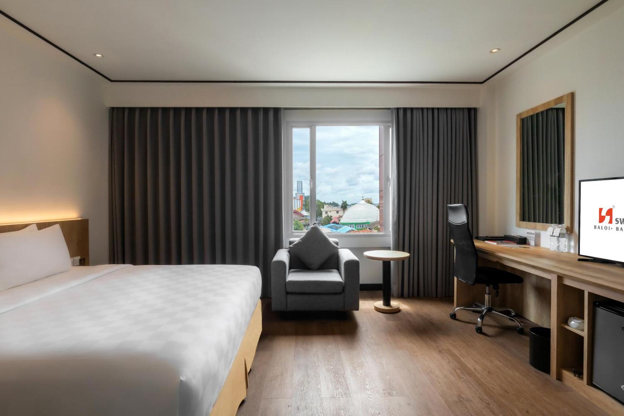 Swiss-Belinn Baloi Batam Nagoya Exteriör bild