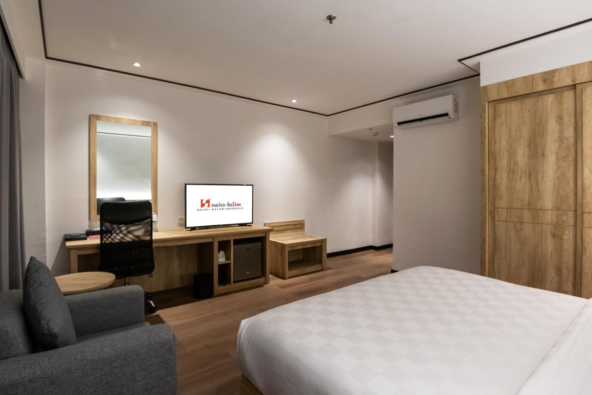 Swiss-Belinn Baloi Batam Nagoya Exteriör bild